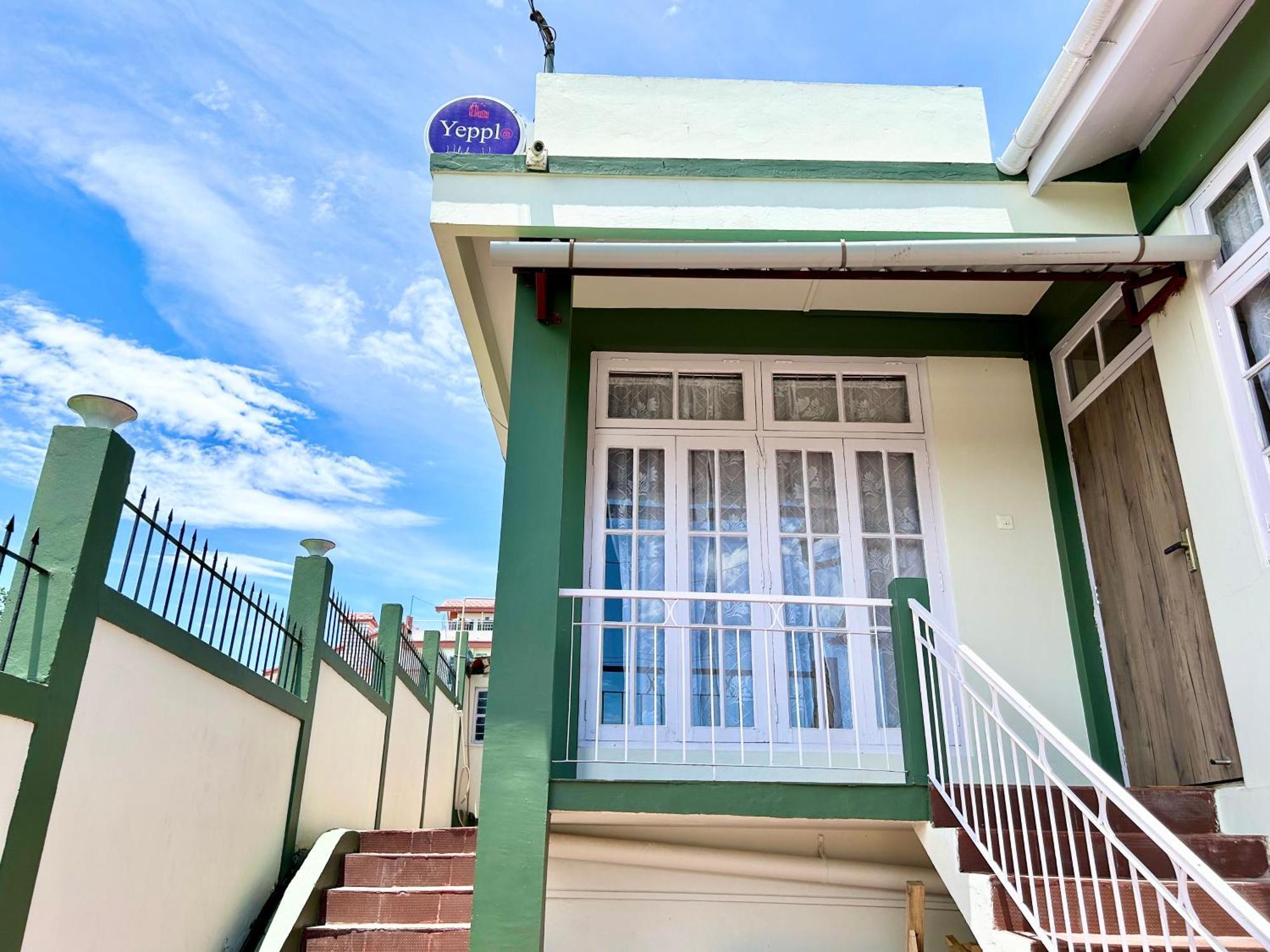 Yepplo Holiday Home - Complimentary Breakfast - 24 Hrs Caretaker & Power Backup 西隆 外观 照片
